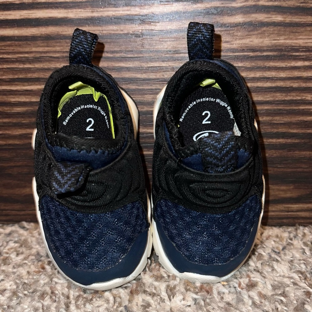 Athletic Works Baby/Infant Boy Blue Stretch Rubber Soled Sneaker Shoes Size 2